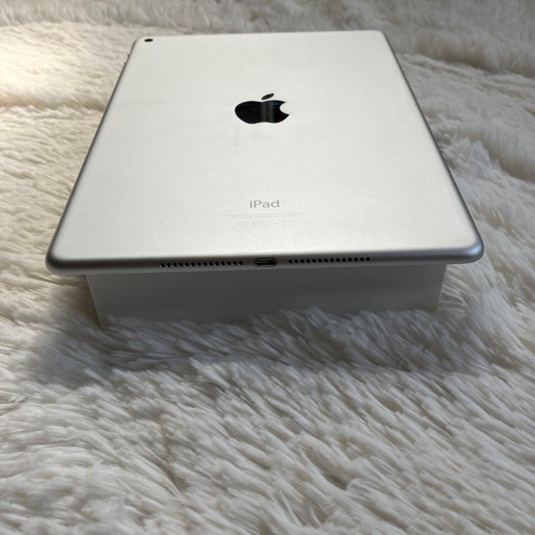 【完動品】iPad Air2 32GB 【すぐ発送】【付属品】