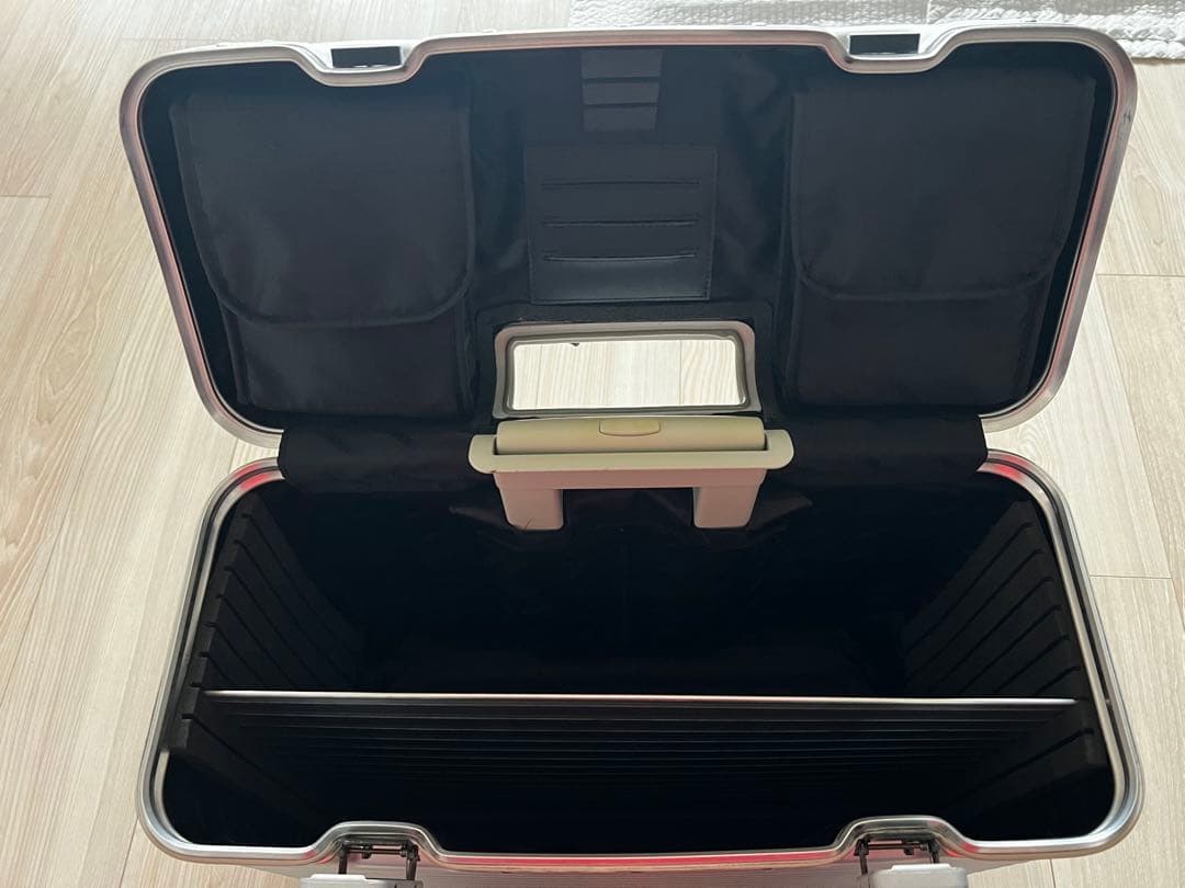 【美品】RIMOWA リモワ パイロットトロリーTOPAS アルミ 2輪