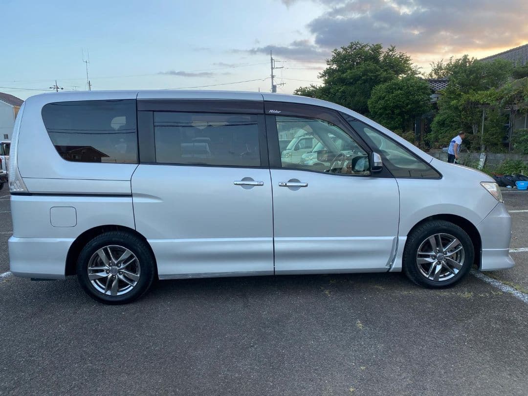 日産　セレナ　ライダー　AUTECH　グレード‼️2年車検付き‼️手　35 ‼️