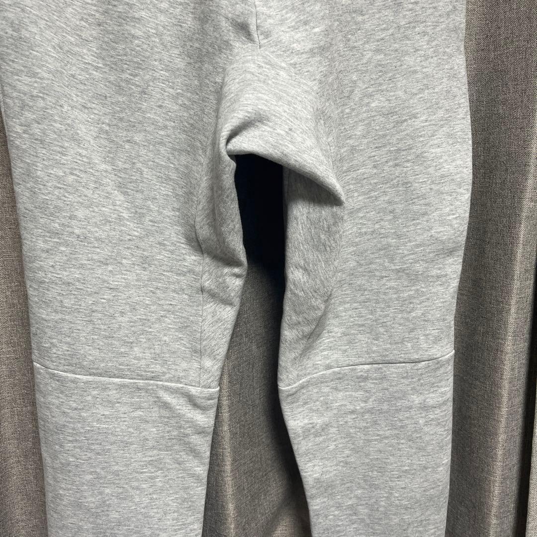 NIKE テックフリースパンツ　グレー　サイズＬ