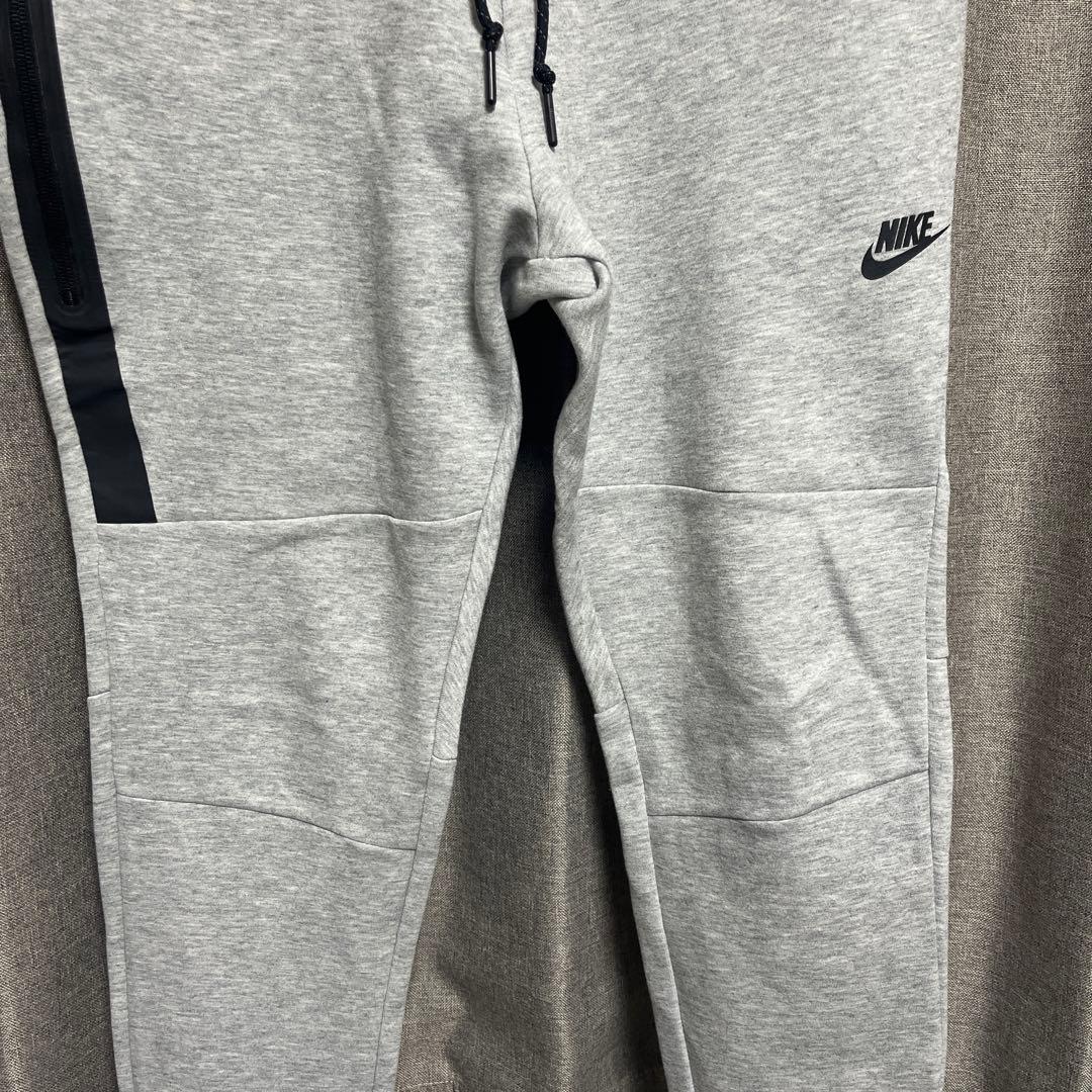 NIKE テックフリースパンツ　グレー　サイズＬ