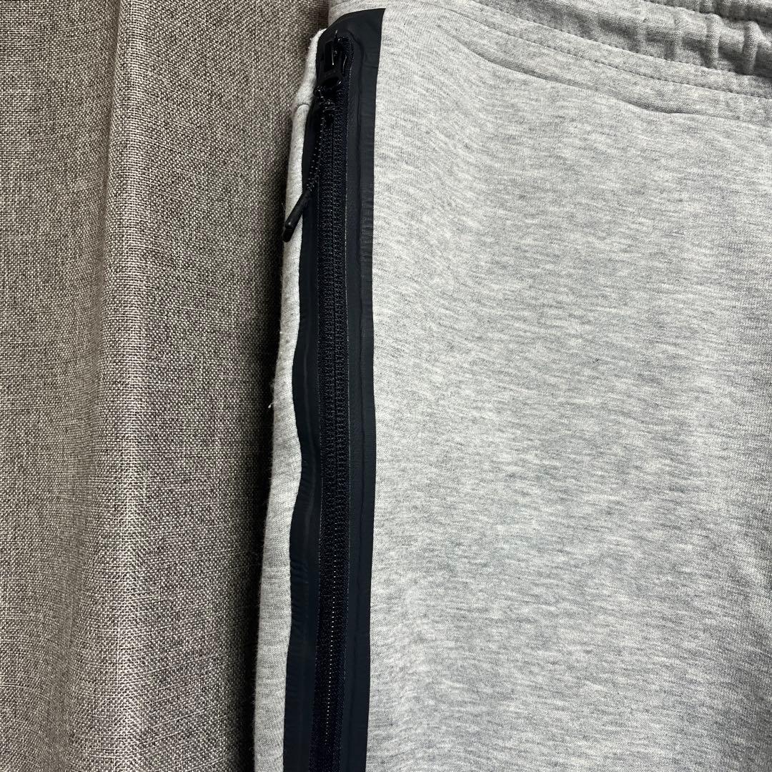 NIKE テックフリースパンツ　グレー　サイズＬ