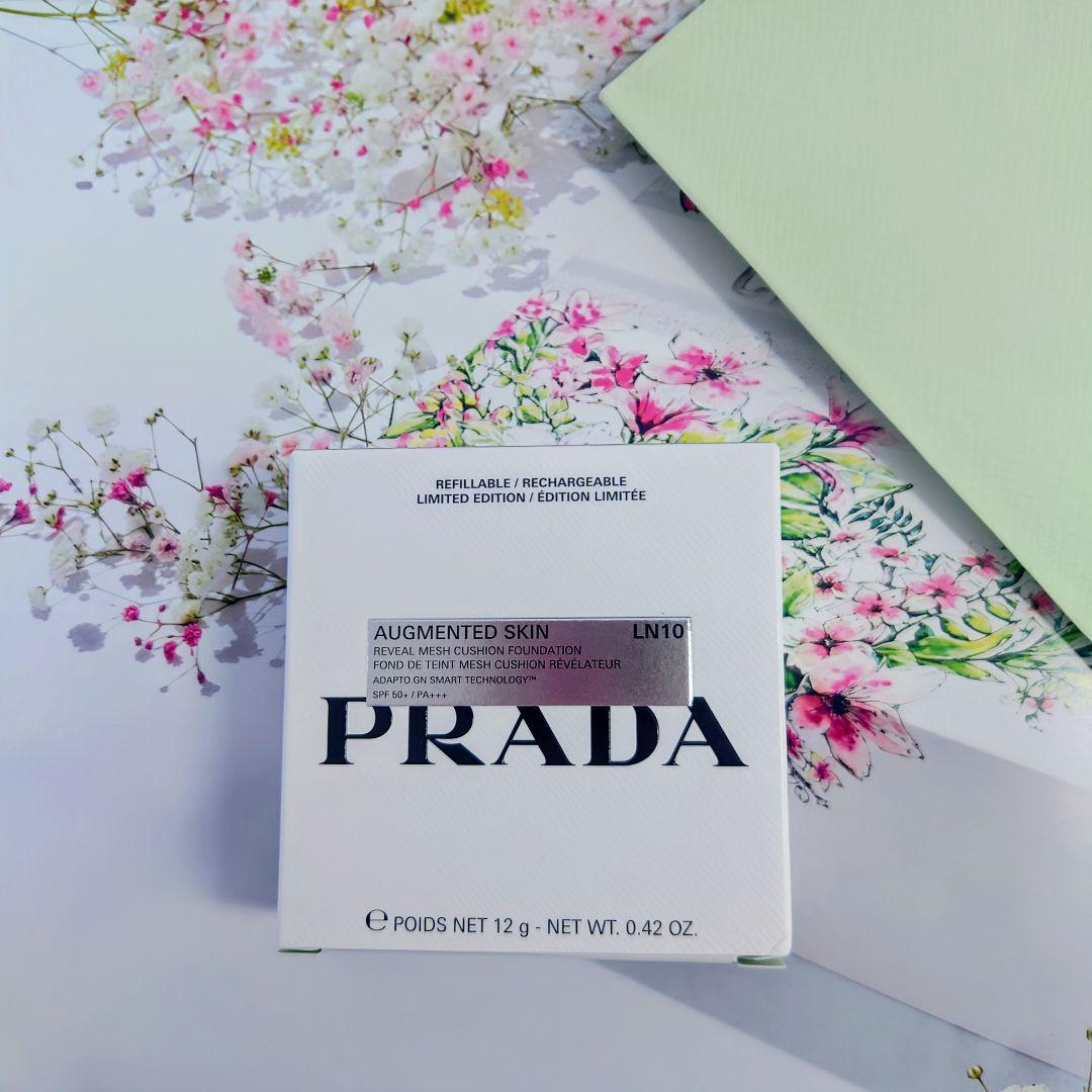 【新品】PRADA 限定色ブルーパッケージ　クッションファンデーションLN10