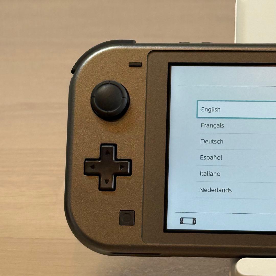 6-241【美品】Switch LITE ディアルガ・パルキア