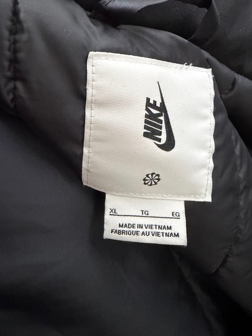 NIKE ソロスウォッシュパファー　ジャケット