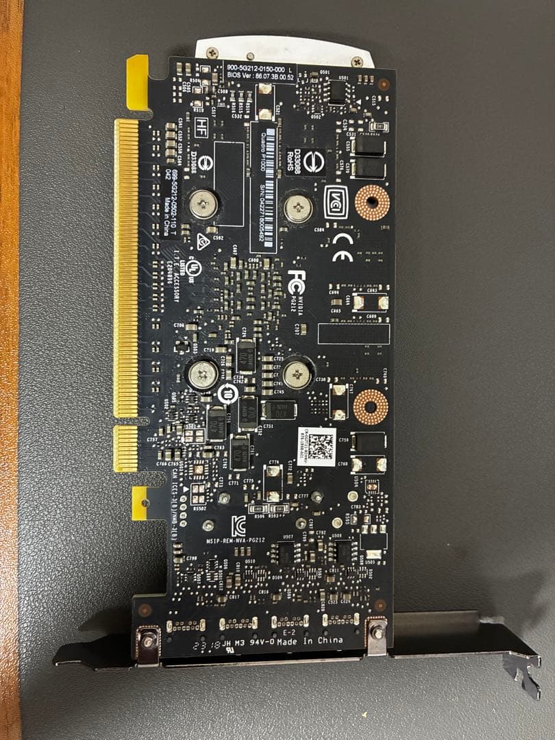 NVIDIA QUADRO Ｐ1000 グラフィックボード