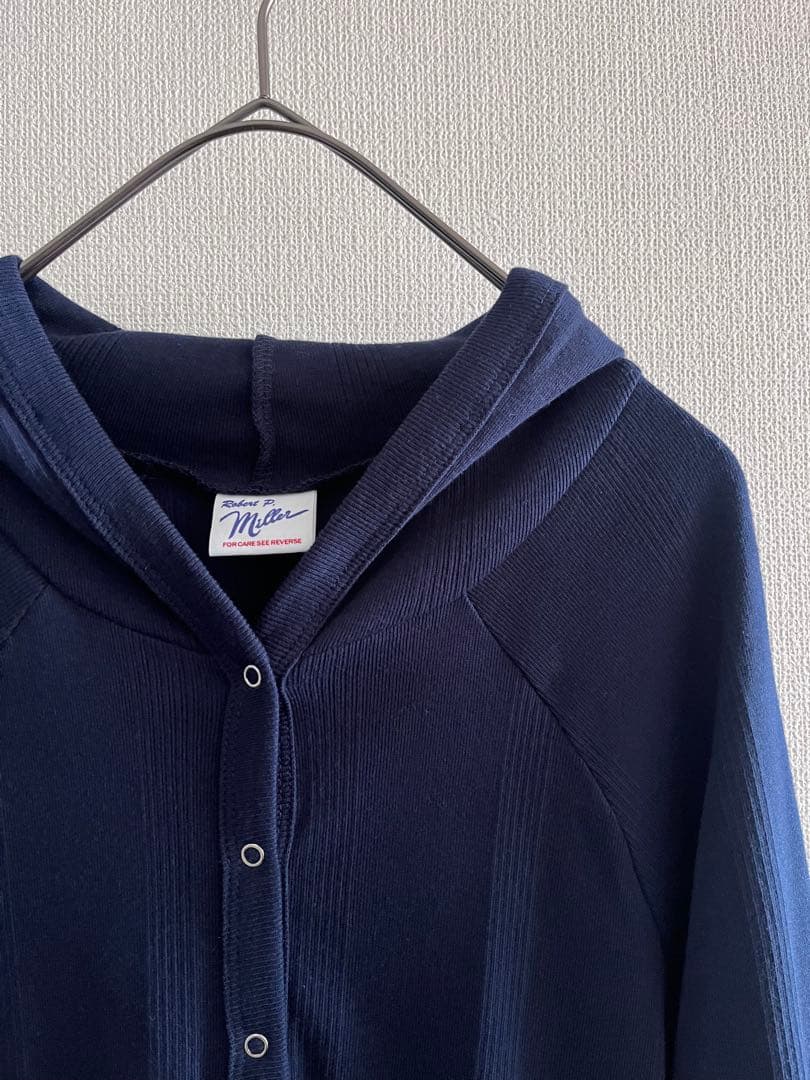 別注　Robert P. Miller ボタンフードトップス