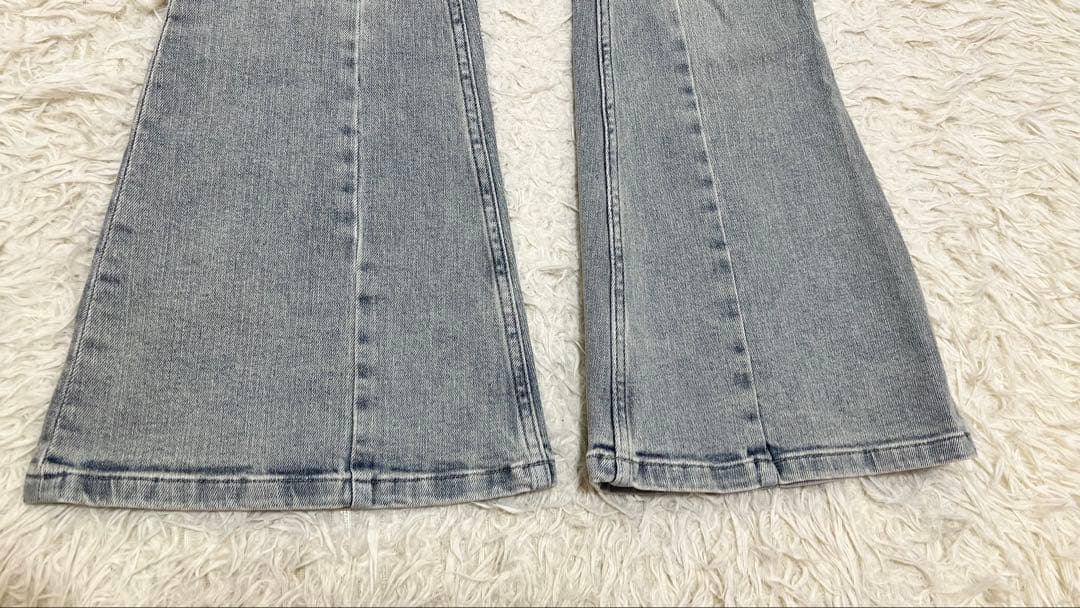 美品　RESEXXY カットアウトリボンデニムパンツ S アイスブルー　人気