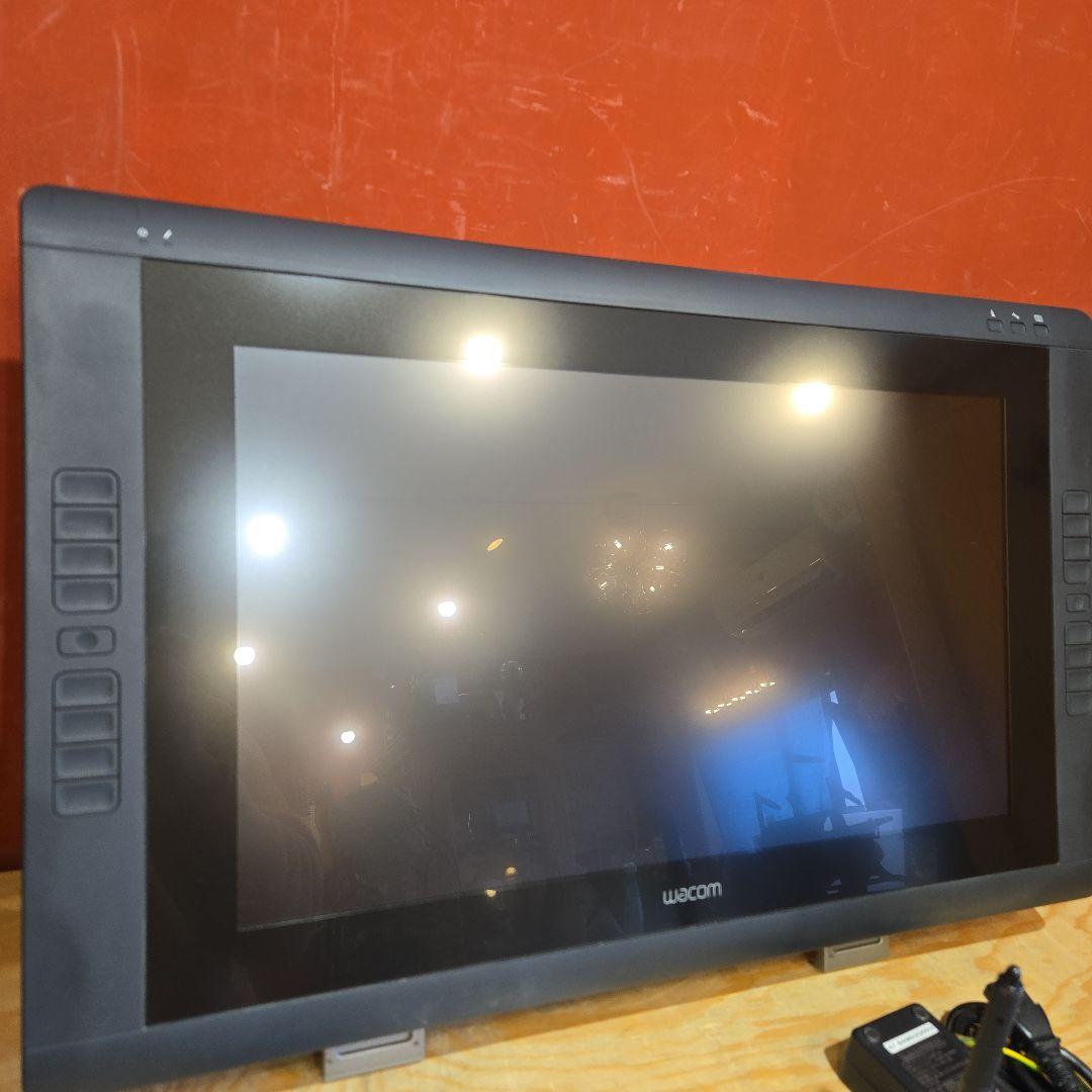 ソロソロ様【A】Wacom 液晶タブ Cintiq 22HD DTK-2200