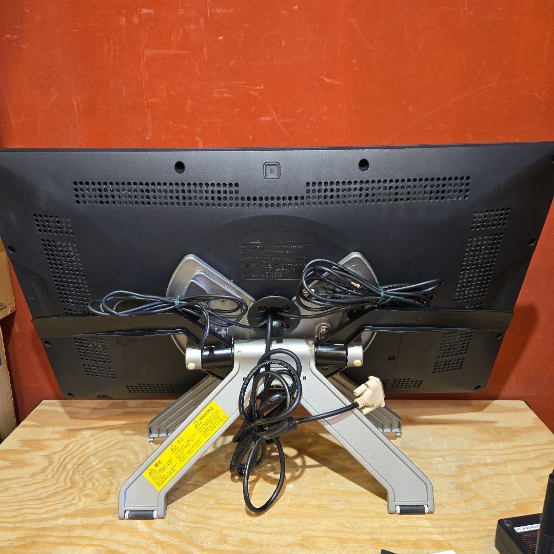 ソロソロ様【A】Wacom 液晶タブ Cintiq 22HD DTK-2200