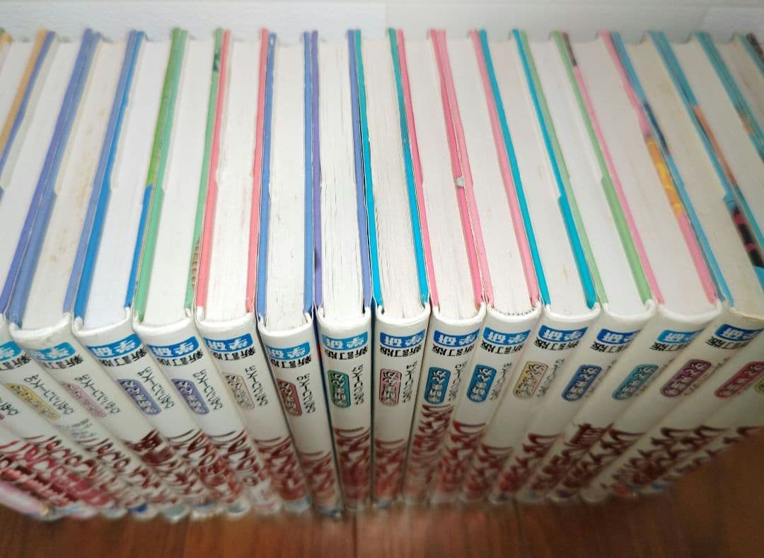 学研まんが　ひみつシリーズ20冊 +伝記シリーズ（ファーブル）1冊　計21冊