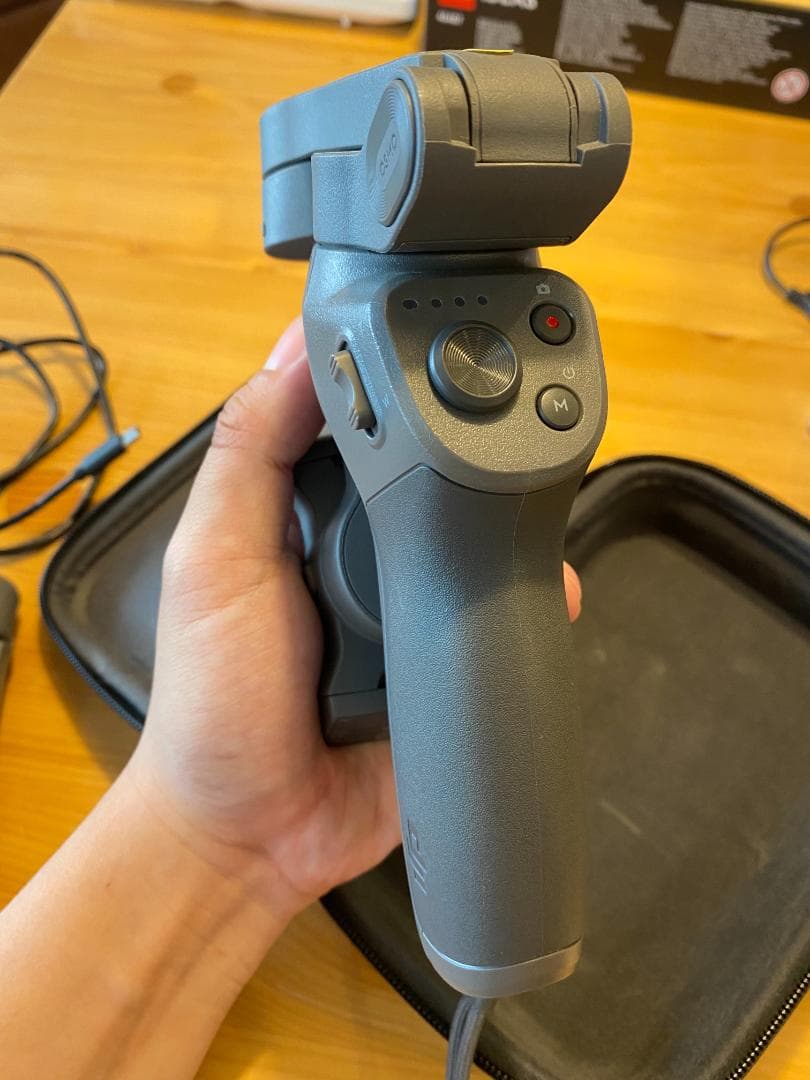 【国内正規品】DJI Osmo Mobile 3 コンボ