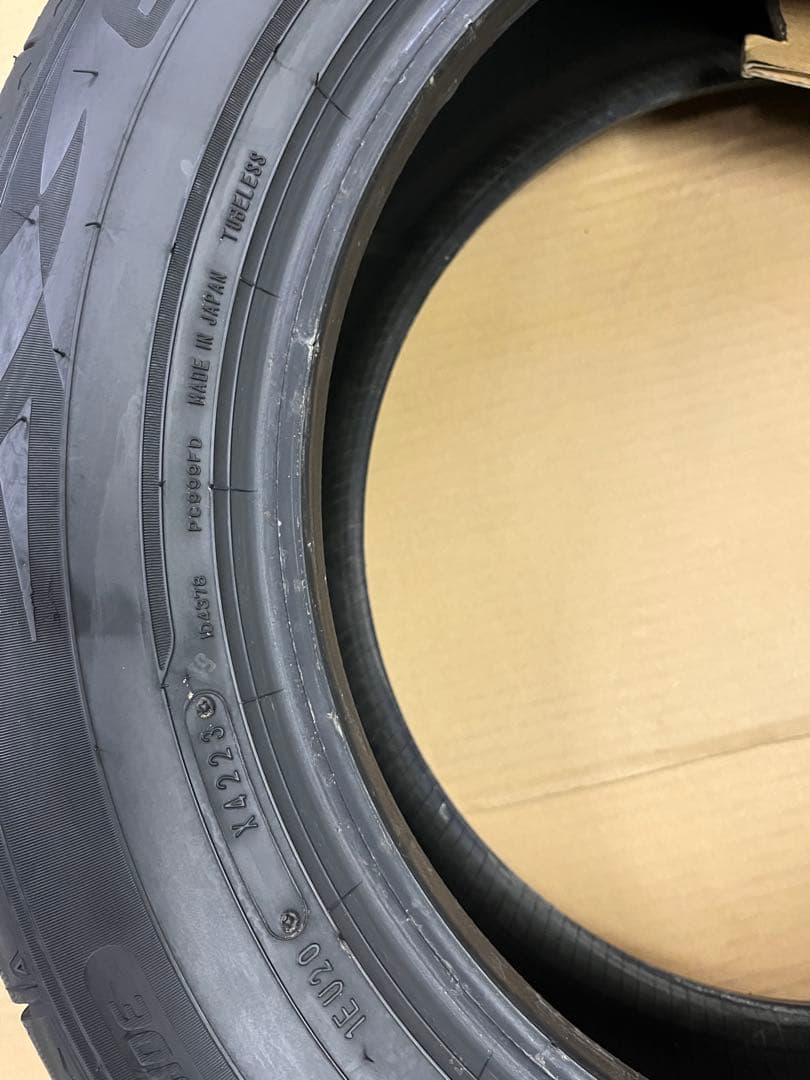 こーちゃん様中古② 送料込み　2本　RV505 205/60R16 92H