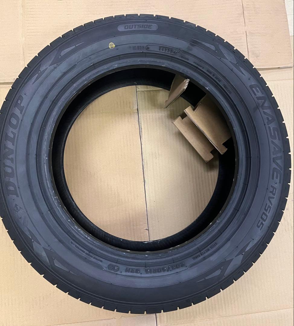 こーちゃん様中古② 送料込み　2本　RV505 205/60R16 92H
