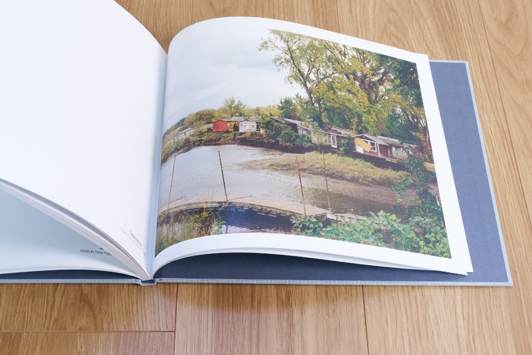 Tema Stauffer 写真集『UPSTATE』