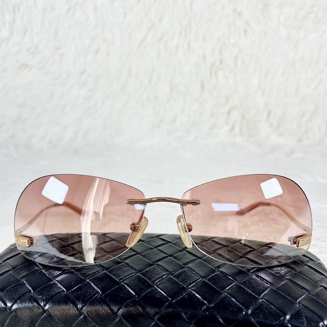美品　FENDI　フェンディ　サングラス　SL7410　ズッカ　ブラウンレンズ