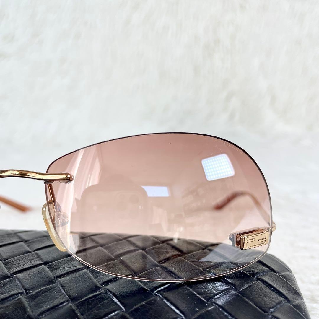 美品　FENDI　フェンディ　サングラス　SL7410　ズッカ　ブラウンレンズ