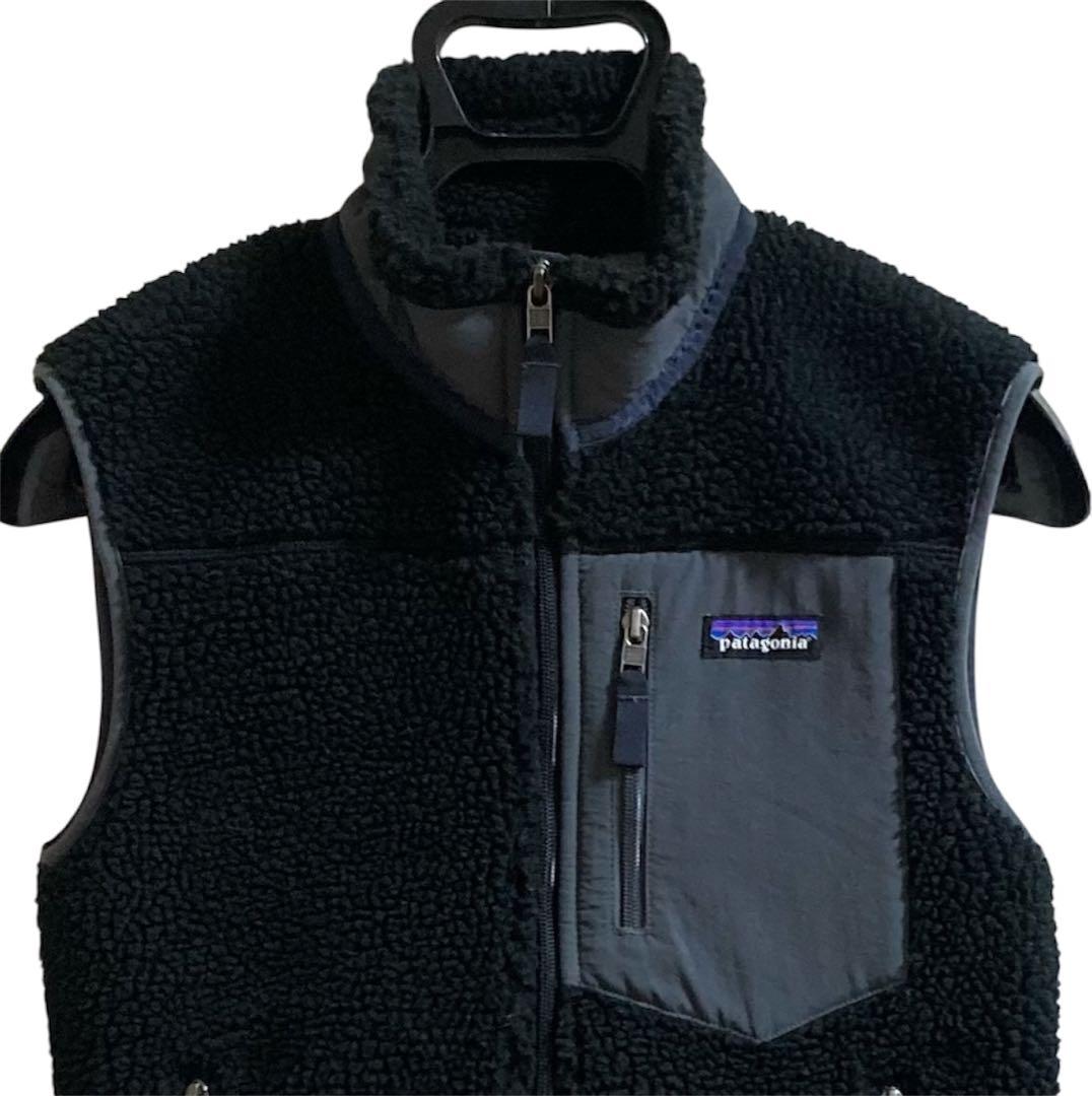patagonia レトロXベスト ブラック/グレー XXS