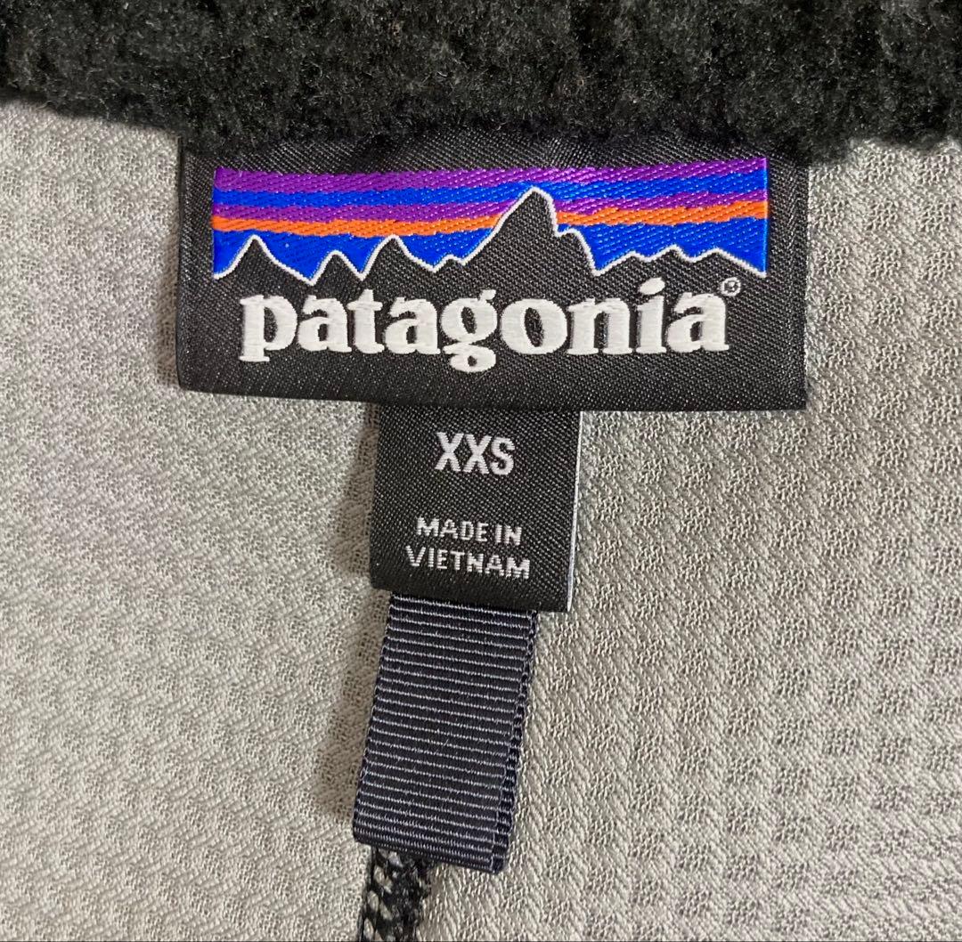 patagonia レトロXベスト ブラック/グレー XXS
