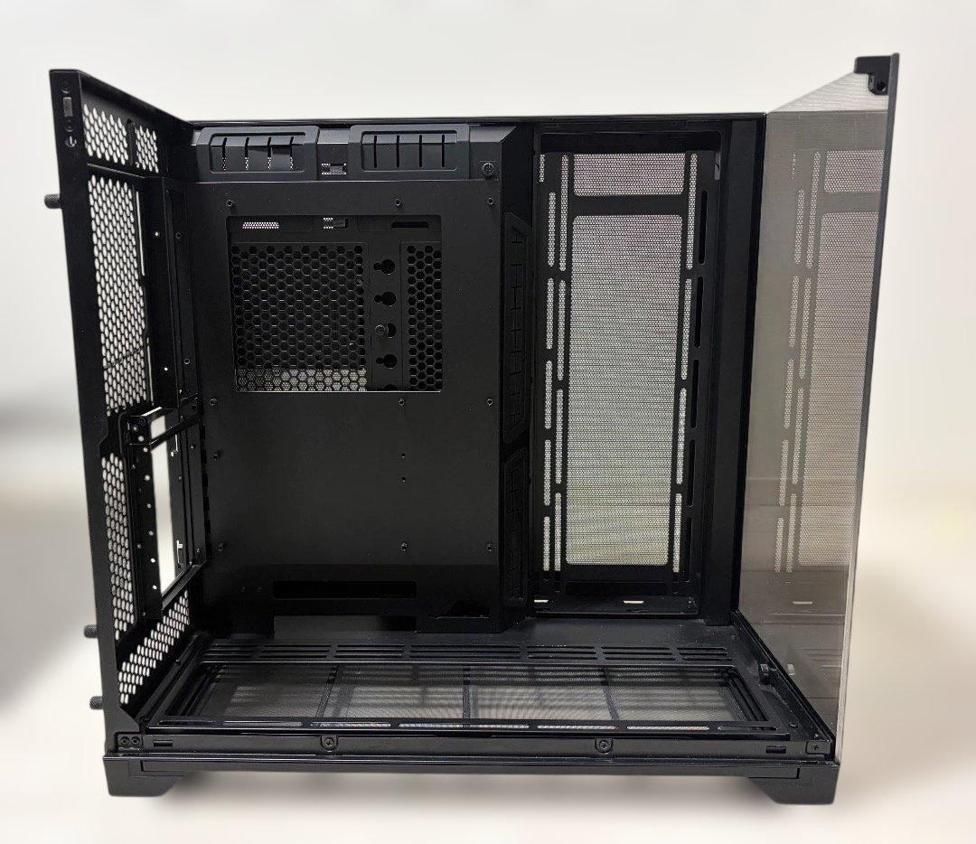 LIAN LI O11 VISION CHROME PCケース 3面ガラス仕様