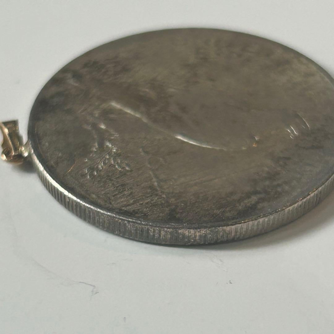 K18付き 1922年 アメリカ ピースダラー 1ドル銀貨 歴史と平和を象徴