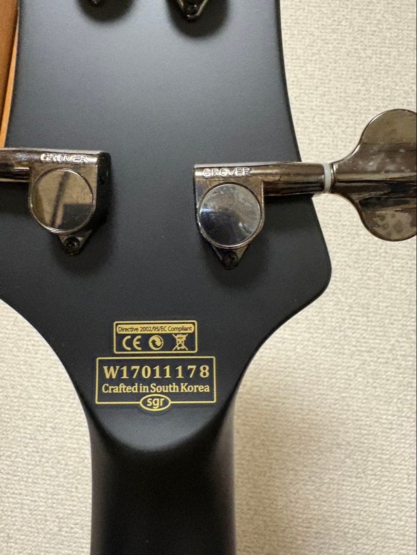 シェクター　ニッキーシックス　SCHECTER Nikki Sixx ベース