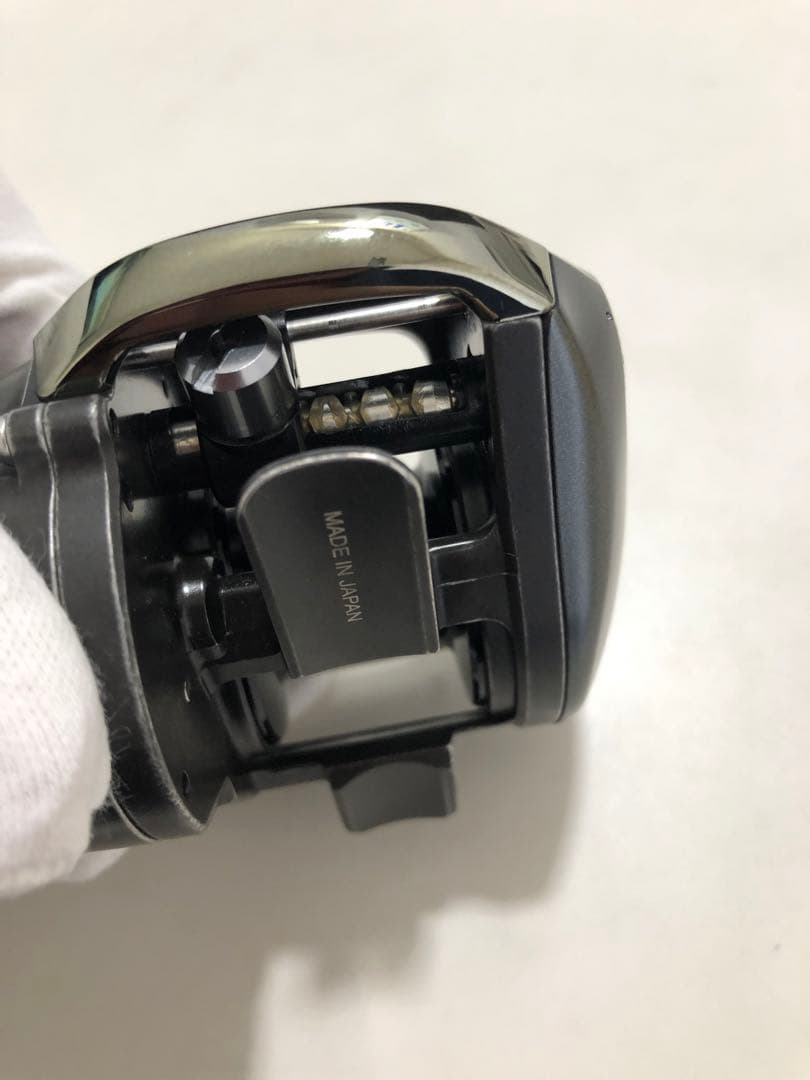 希少・限定deps daiwa ZDV100H