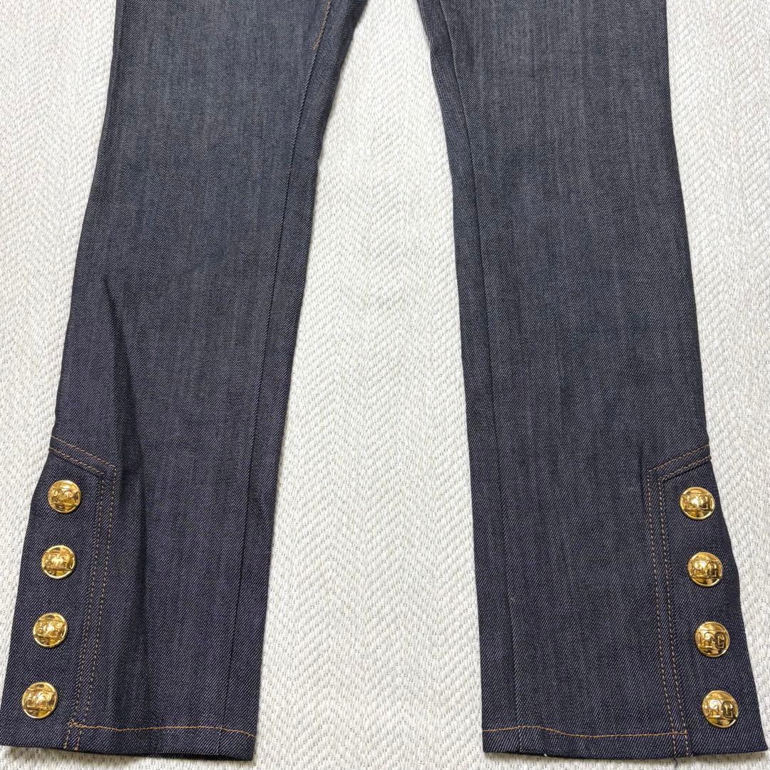 極美品 ESCADA エスカーダ ロゴ 金ボタン ストレッチ デニムパンツ