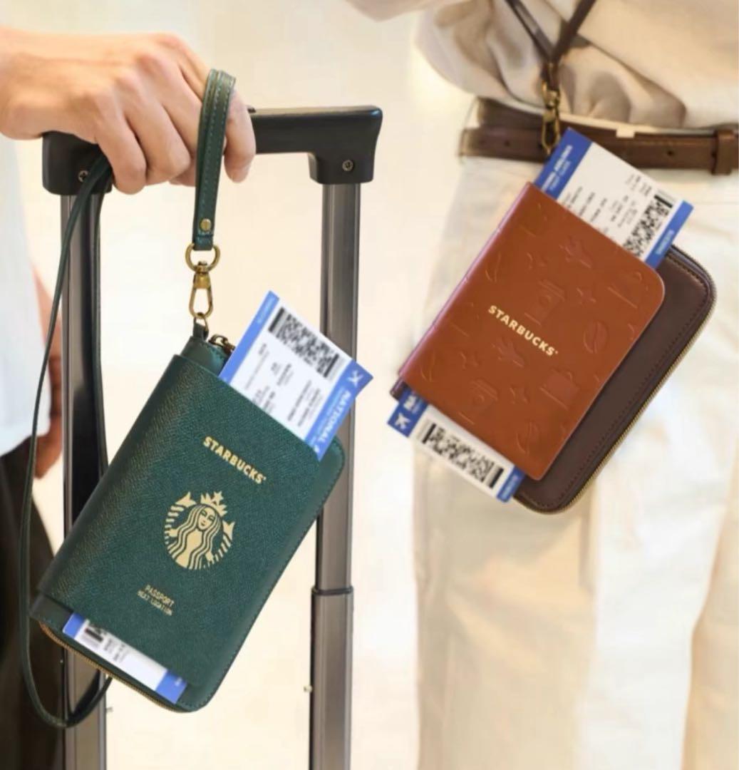 スターバックス パスポートケース 航空券収納・ネックストラップ付き　グリーン