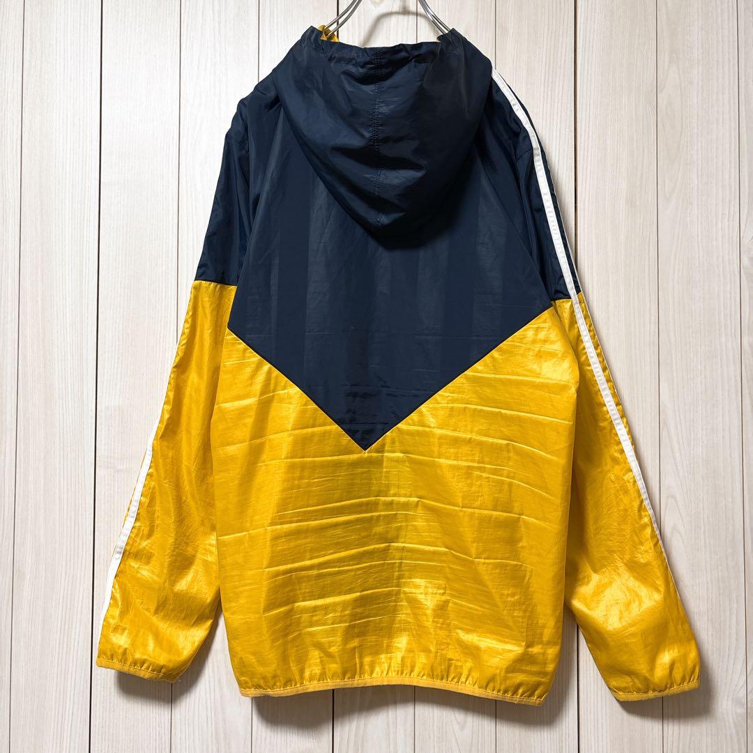 美品 adidas originals ナイロンジャケット パーカー 刺繍