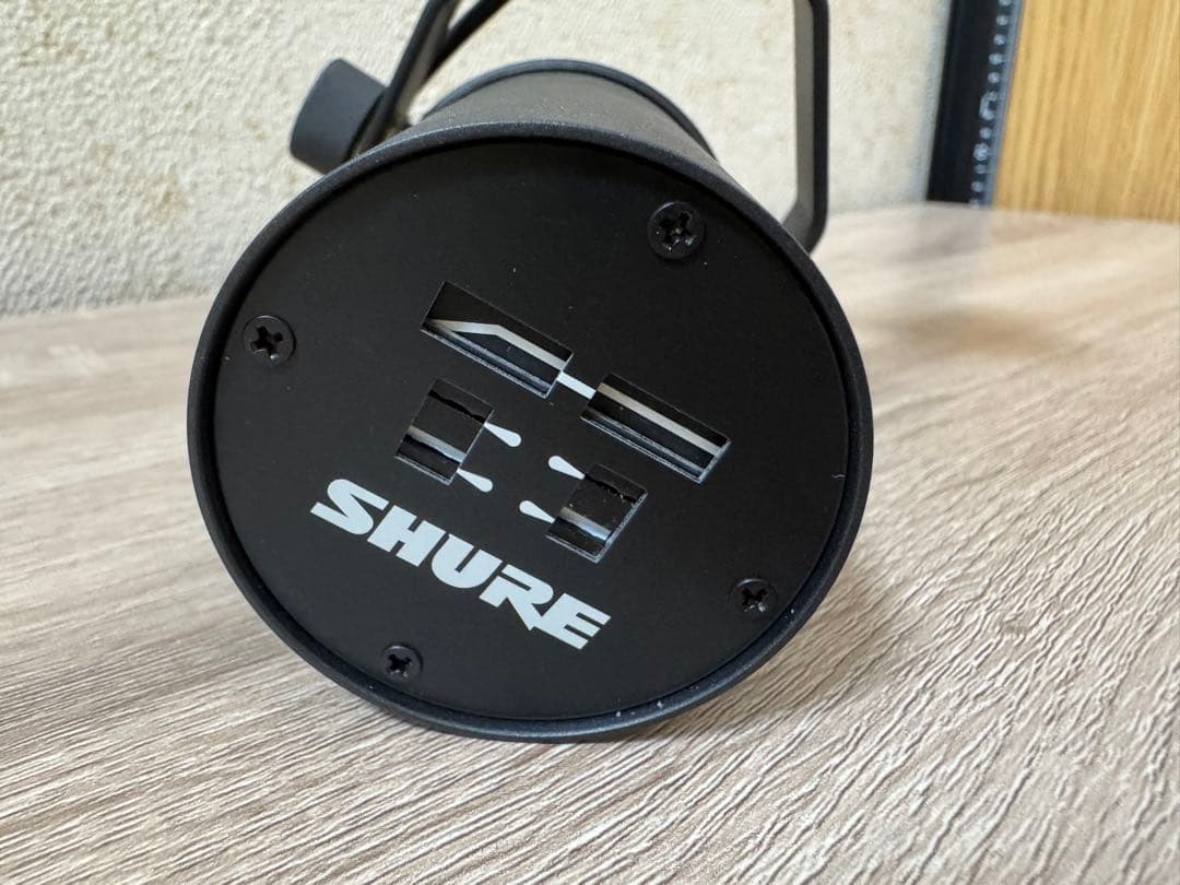 SHURE SM7B ダイナミックマイク+ケース