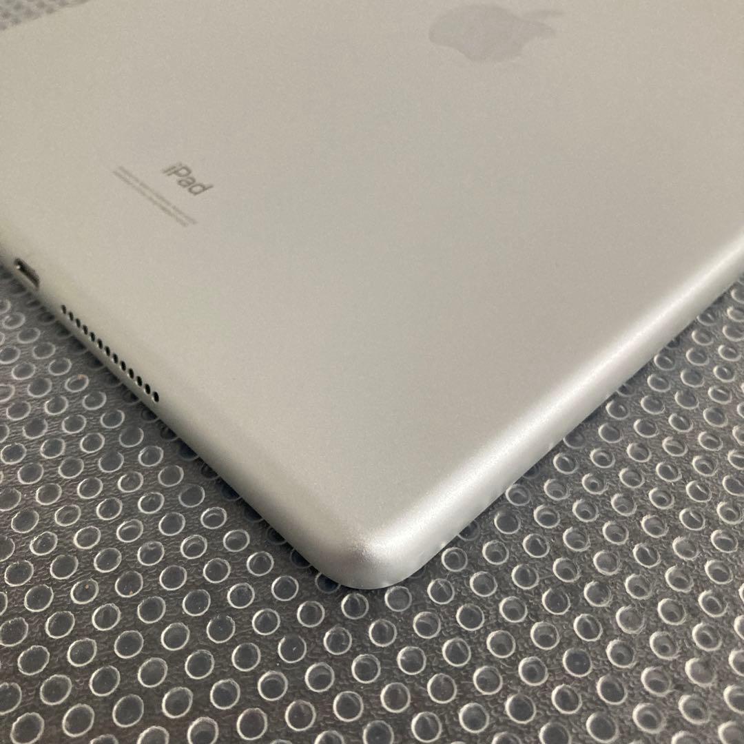 694【早い者勝ち】iPad8 第8世代 32GB WIFIモデル☆