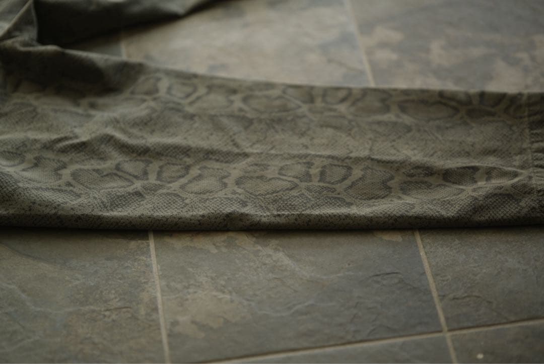 24ss Supreme Snake Print Chino Pant パイソン