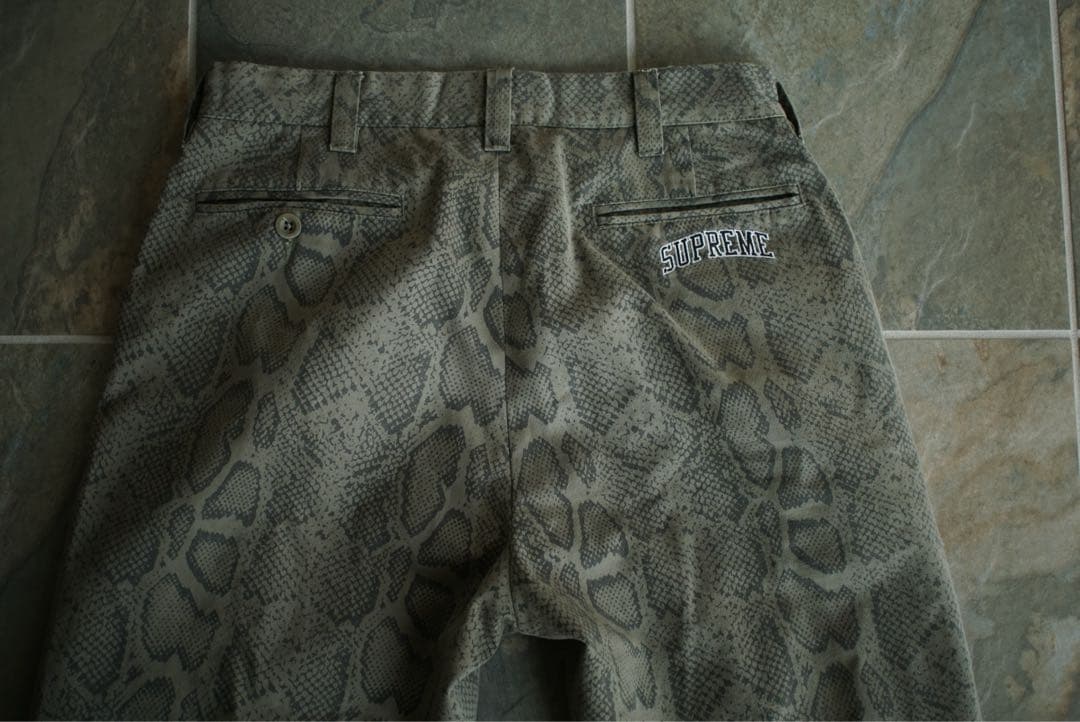 24ss Supreme Snake Print Chino Pant パイソン