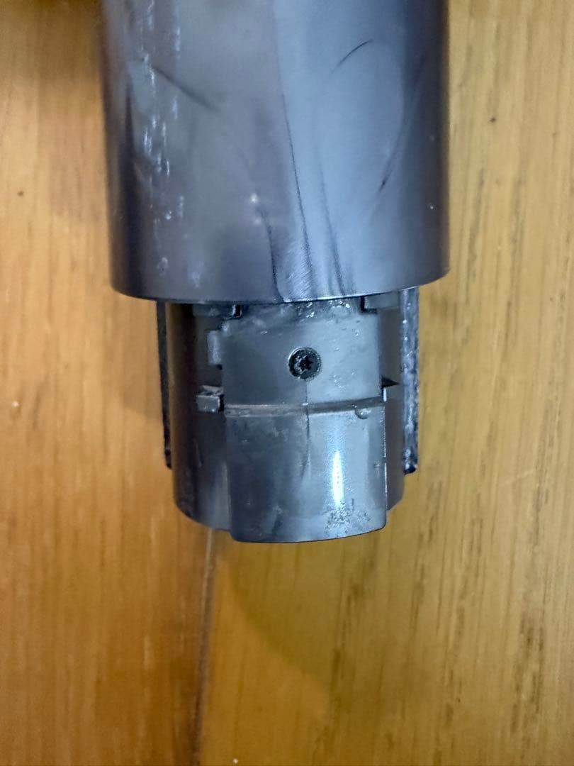 【最終】ダイソン　dyson V12 Detect 本体　スタンド付　SV20
