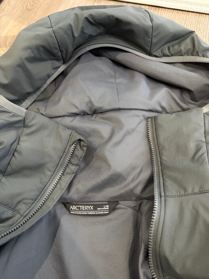 ARC'TERYX ATOM LT HOODY アトム LT フーディ　グレー