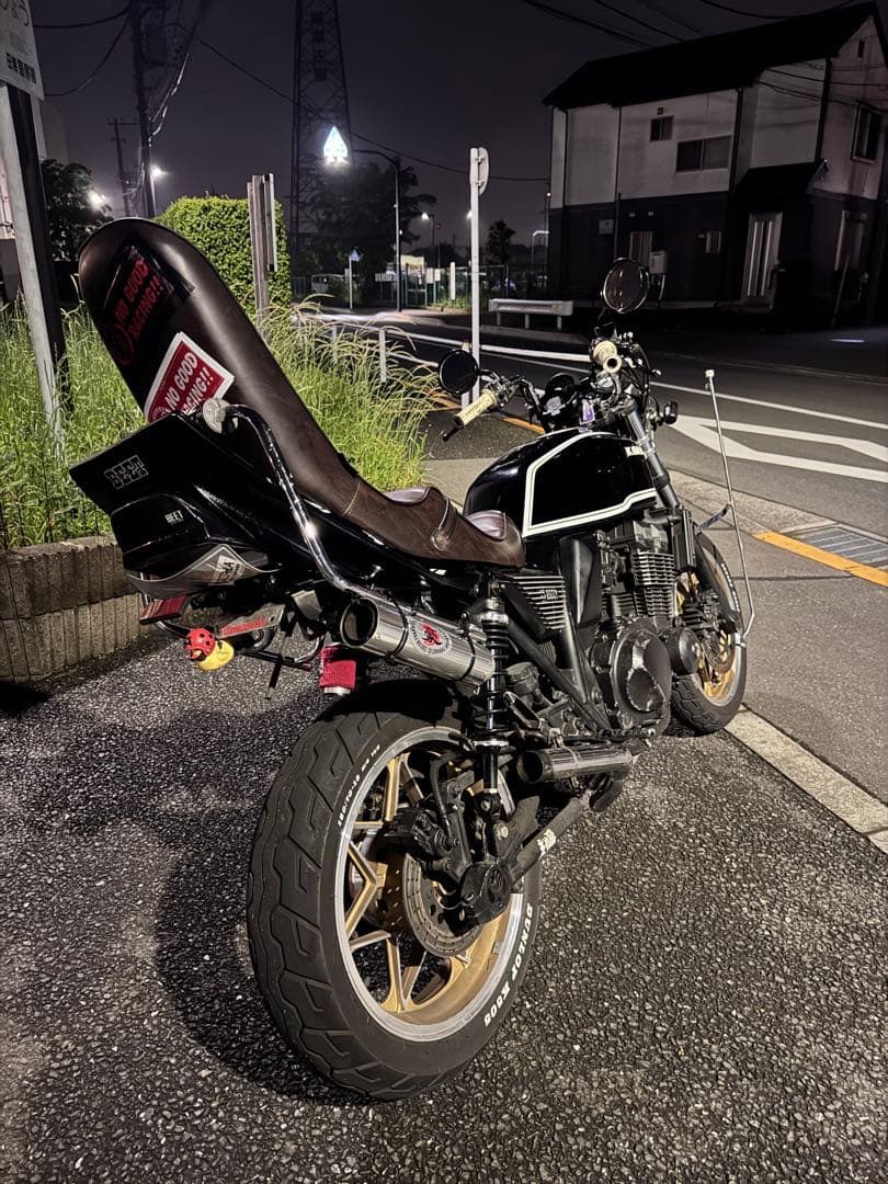 zrx400 オオカワ 三段シート オーダー 変形型じゃないタイプ！