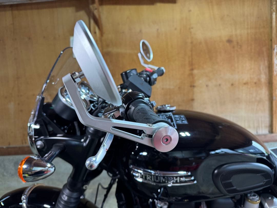 トライアンフTECバーエンドミラー　Bonneville T120 T100