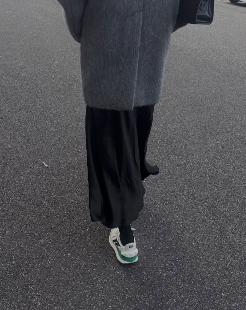 satin flare skirt digne ディニュ Black 2