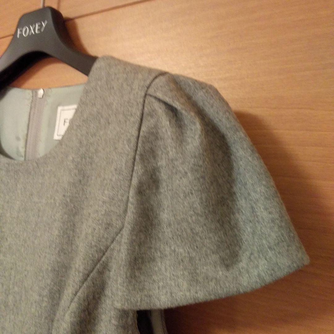 【美品】フォクシー　半袖ウールワンピース　グレー　42