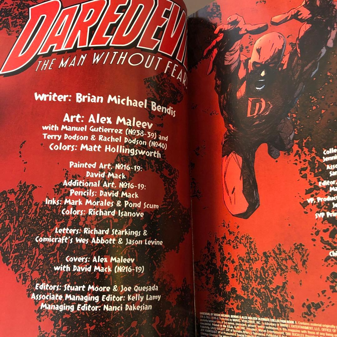 洋書 Daredevil: The Man Without Fear: Bendis