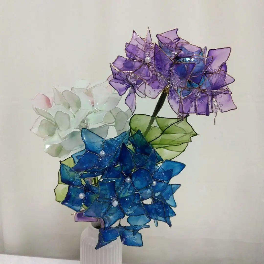 紫陽花三輪(よりそって）②アメリカンフラワー、ディップフラワー