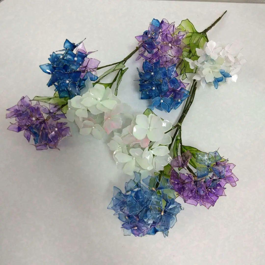 紫陽花三輪(よりそって）②アメリカンフラワー、ディップフラワー