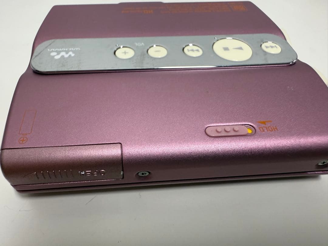 SONY ソニー　MDウォークマン MZ-EH70