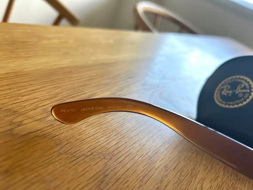 小物 Ray-Ban RB4101/ERIKA RB4171