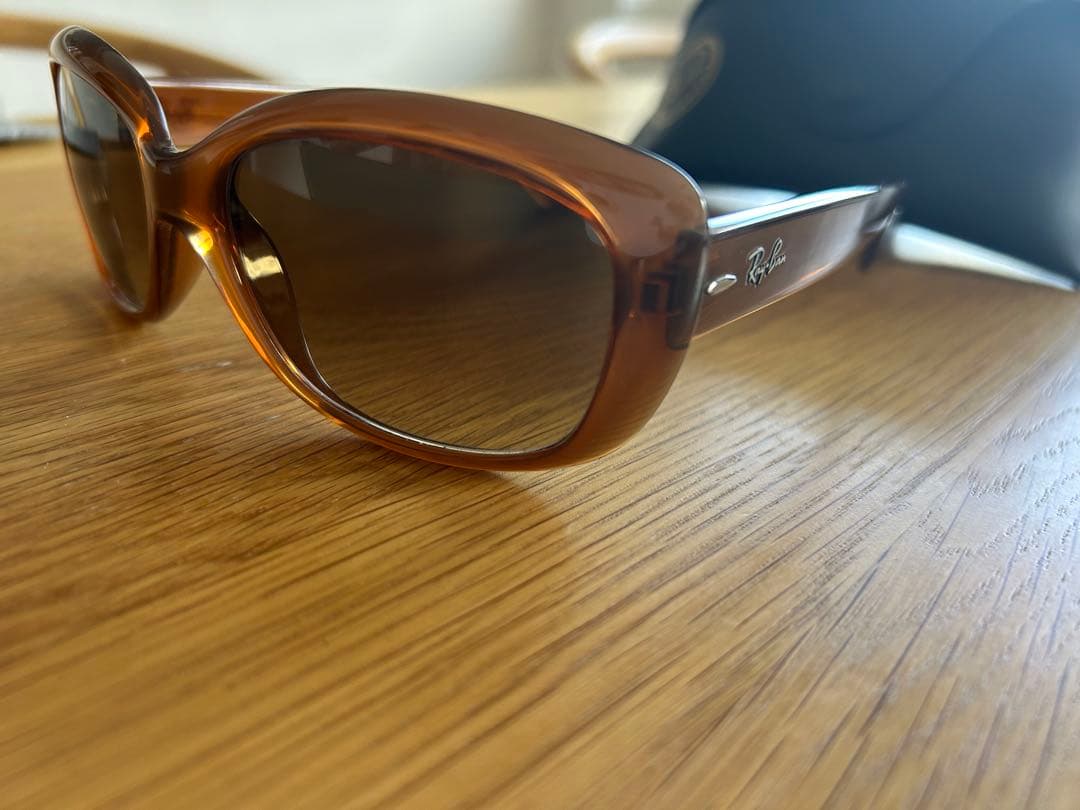 小物 Ray-Ban RB4101/ERIKA RB4171