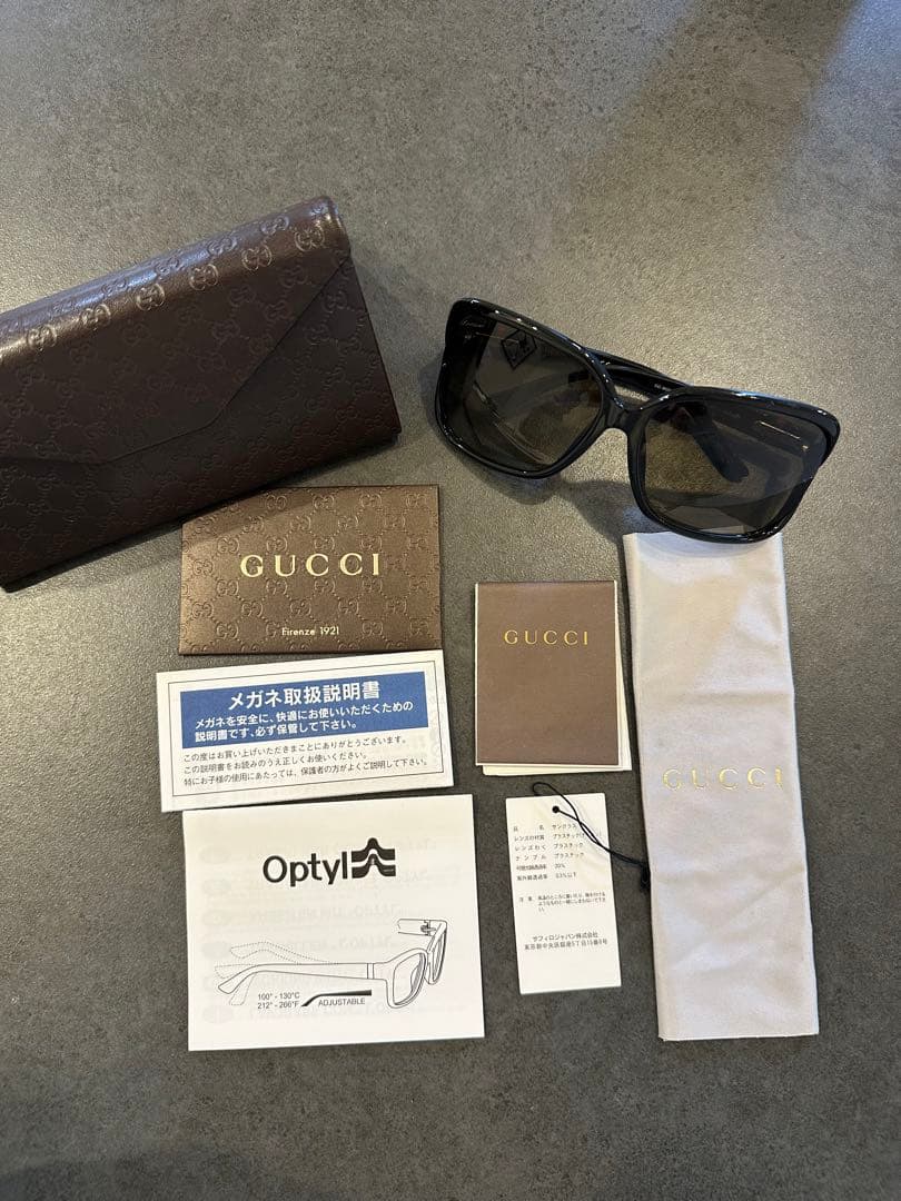 GUCCI グッチ　サングラス