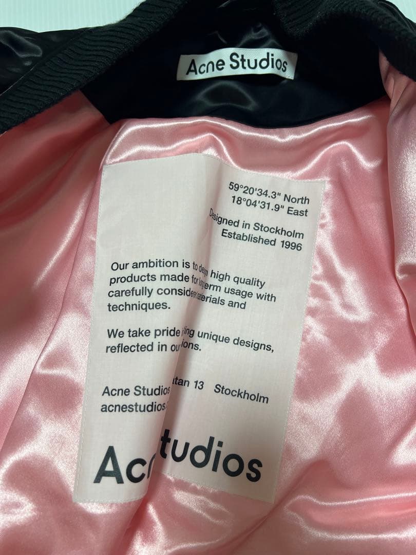 Acne Studios ブラック MA-1ジャケット