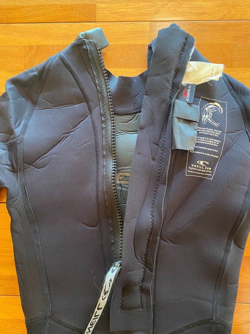 O'Neill ブラック フルスーツ 中古S