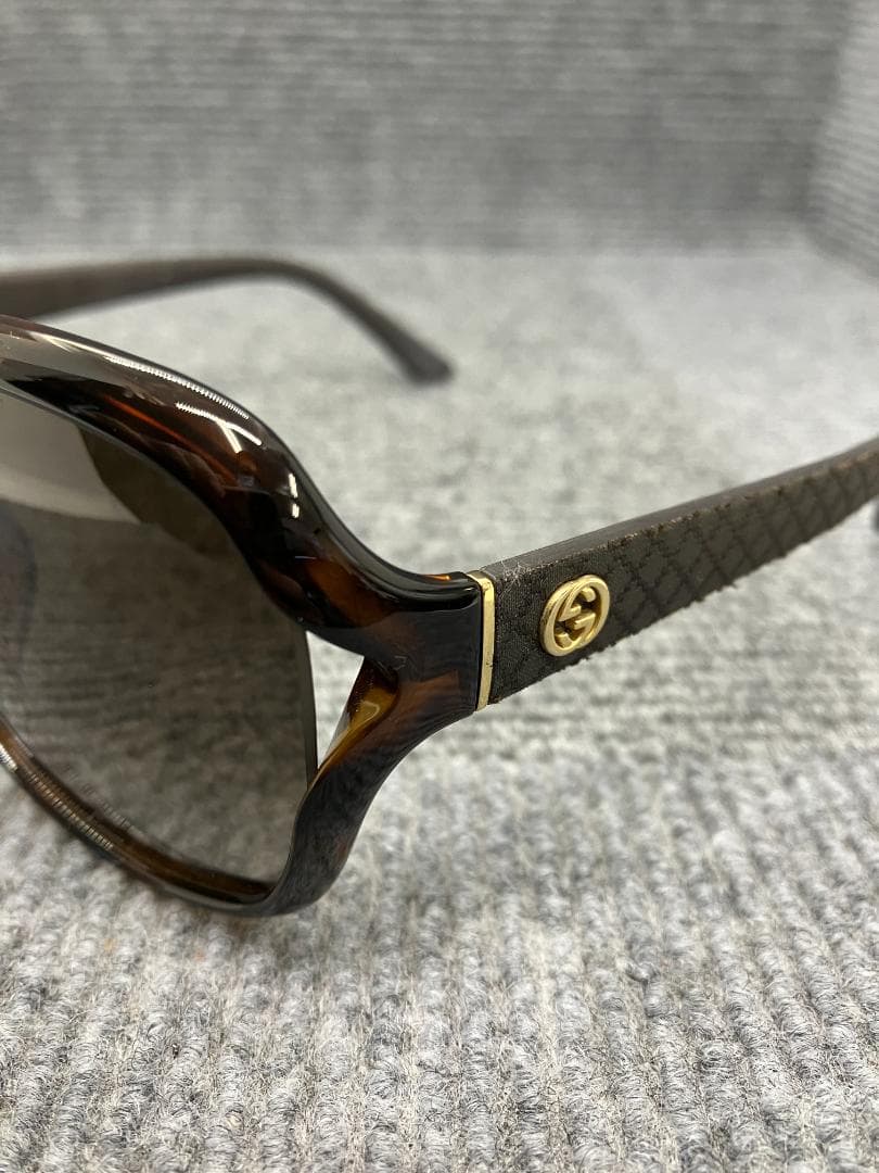 GUCCI　グッチ　サングラス　GG3730　インターロッキングG　4438